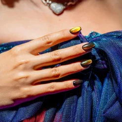 Gelish Magnetic Reflections Soak-Off Gel Polish 