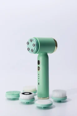 Ms. Moo™ Cleo 8-in-1 Face and Body Brush